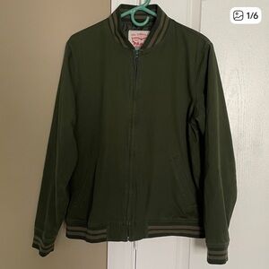 Levi's Men's 100% Cotton Bomber Flight Jacket. Size Medium.